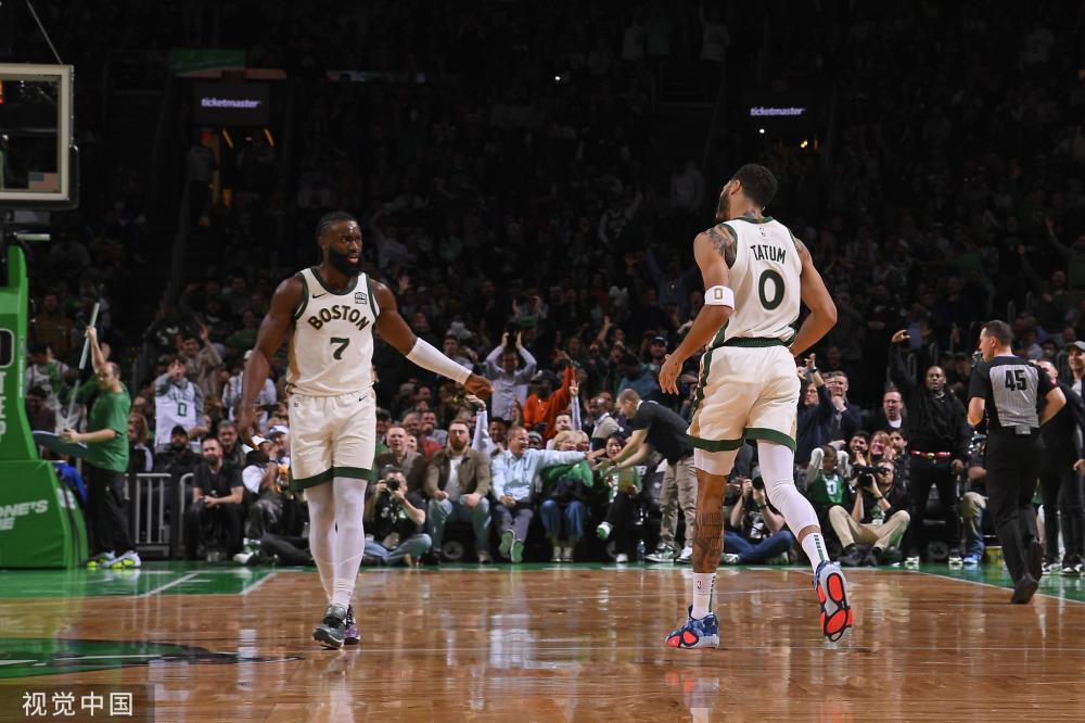 从季军跌至 从季军跌至