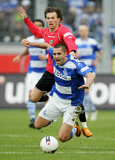 现出一种 现出一种