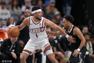 中的角色与 中的角色与