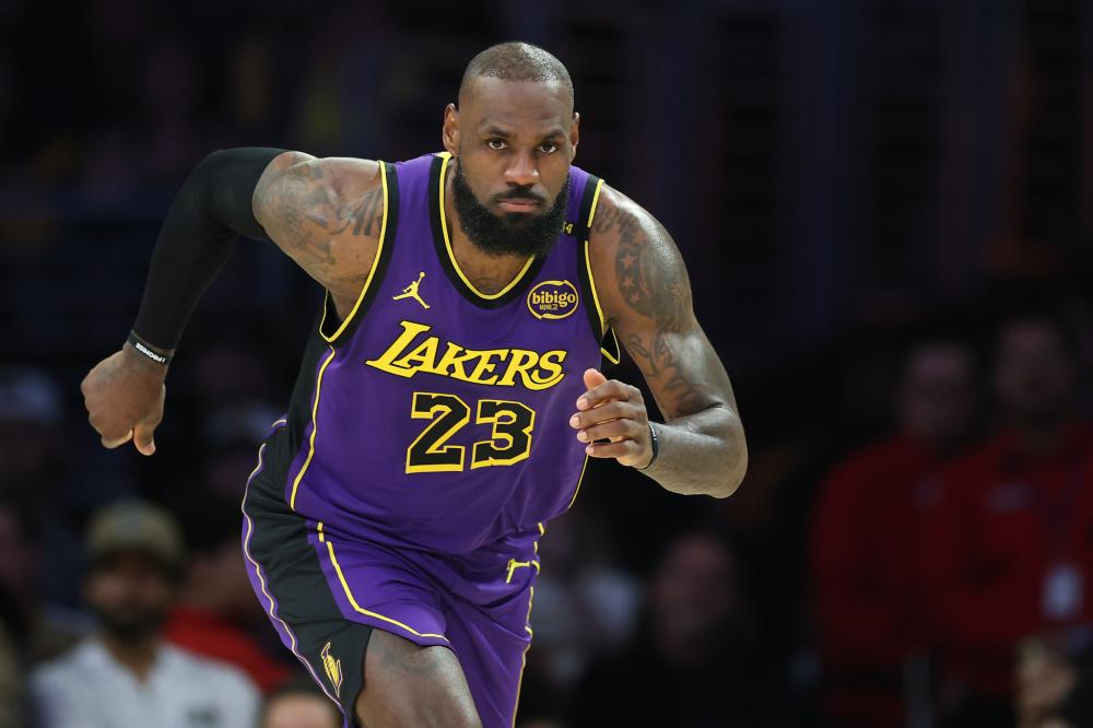 迷看到了球 迷看到了球