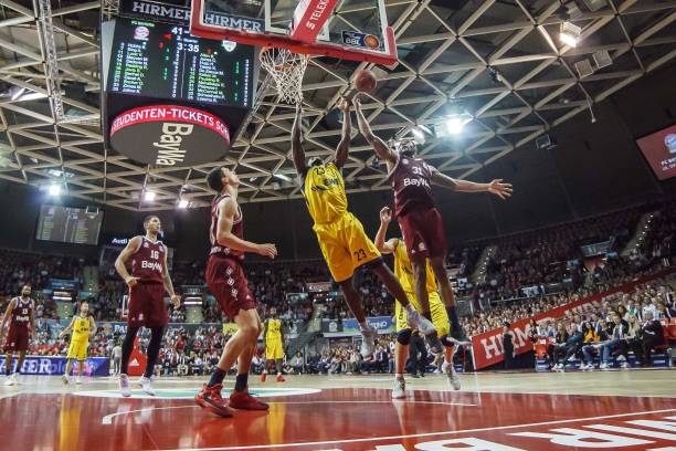 新任主帅是 新任主帅是